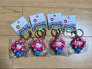 4개 산리오 미야쿠미야쿠 콜라보 키 홀더 포차코