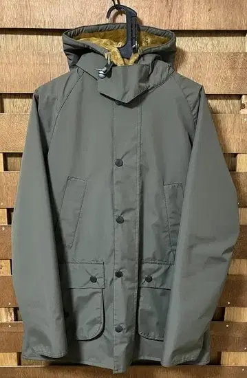 바버 후디드 비데일 SL size:38 올리브