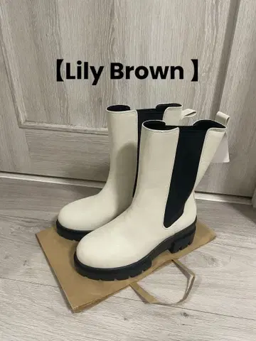 [ Lily Brown ] 화이트 블랙 사이드 고어 부츠
