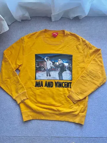 펄프 픽션 JOURNALSTANDARDrelume 콜라보 맨투맨