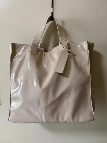 카슈카슈 cache cache 소프트 에나멜 스퀘어 백