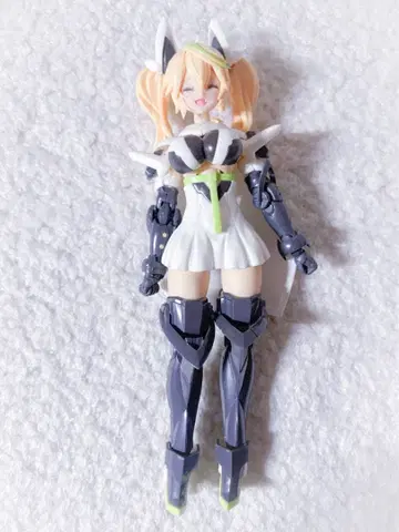 코토부키야 제네 (메가미 디바이스 프레임 암즈 걸) 정크제품