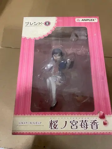 사쿠라노미야 이치카 [블렌드 S] 1/8 PVC제 도색 완료 완성품