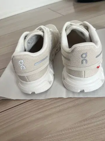 On 스니커즈 Perl white 23cm