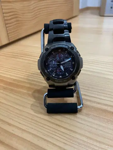 G-SHOCK MR-G 블랙/실버