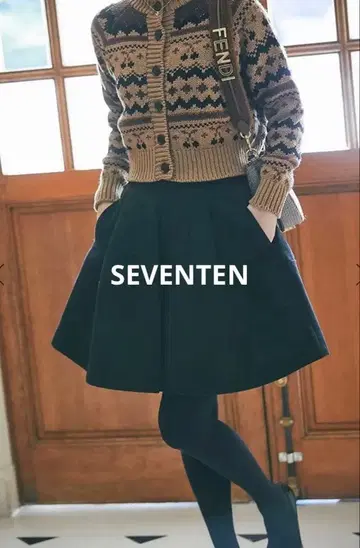 SEVENTEN 하이웨스트 플레어 큐롯 블랙 M