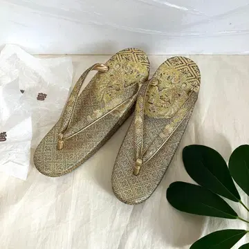 골드 계열 기하학 패턴 조리 프리 사이즈