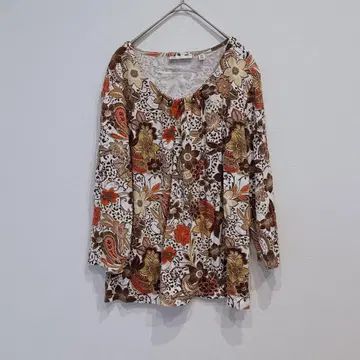 새상품급 RAFAELLA [ L ] 꽃무늬 긴팔 옷깃 장식 상의