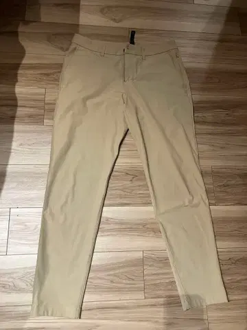 룰루레몬 팬츠 베이지 사이즈 31