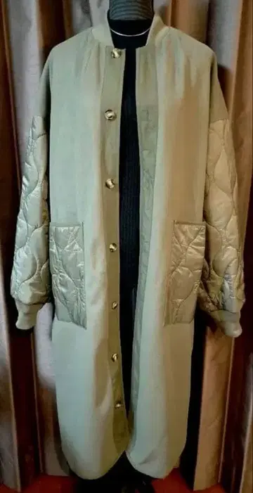 맥시 길이 퀼팅 충전솜 롱 코트