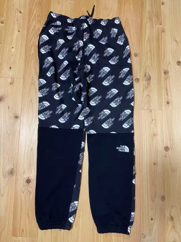 THE NORTH FACE 로고 프린트 조거 팬츠