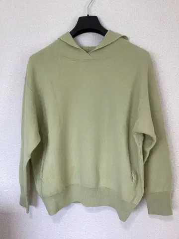 에부르 후드 부착 니트 소프트 스무스 울 100% 23AW