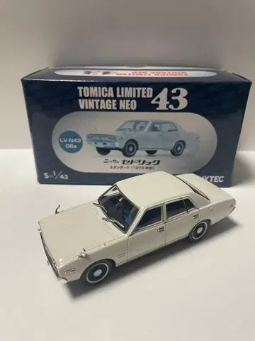 토미텍 리미티드 VINTAGE 1/43 닛산 세드릭 LV-N4308a