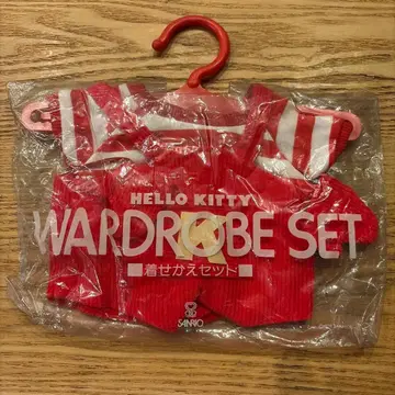 헬로키티 WARDROBE SET (옷 입히기 세트) 미사용 미개봉