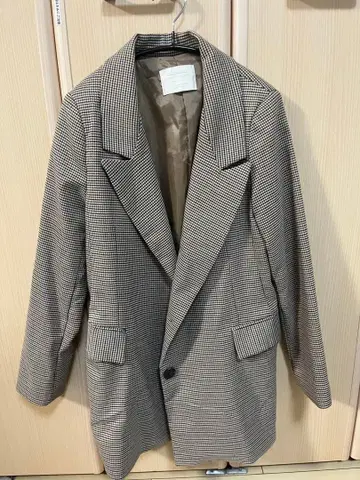 체크 무늬 테일러드 자켓