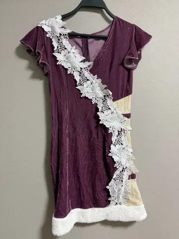 퍼플 레이스 장식 원피스 모자 포함