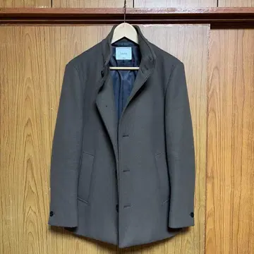 저널 스탠다드 / 코트