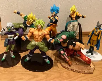 드래곤볼 피규어 모음