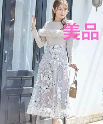 새상품급 백 레이스업 오팔 플라워 프린트 플레어 스커트