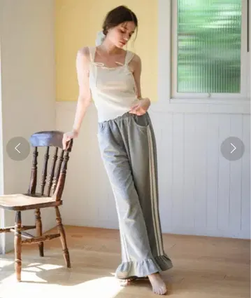 idem 이뎀 사이드 라인 프릴 팬츠 발레코어 걸리시 팬츠