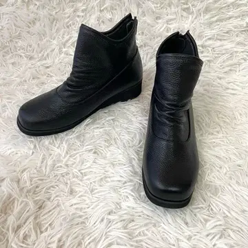 컨디션 최상 랙 워크 야와라카 레더 부츠 주름 가죽 블랙 일본제 24.5