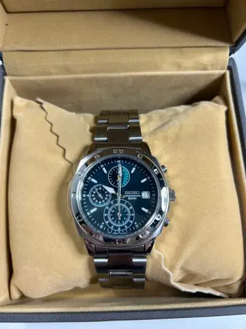 SEIKO 크로노그래프 손목시계 다크 블루 A18