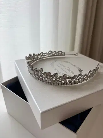 Love Tiara 티아라 빅토리아 티아라