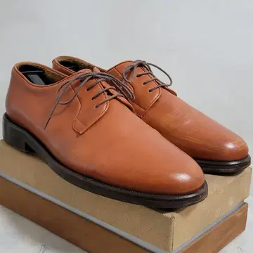 A.P.C. 외날개 플레인토