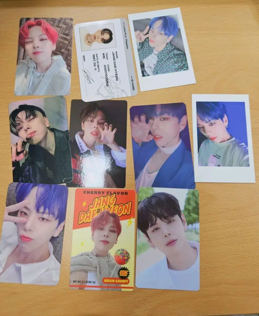 Wei Jang Daehyeon 10 photocards bulk