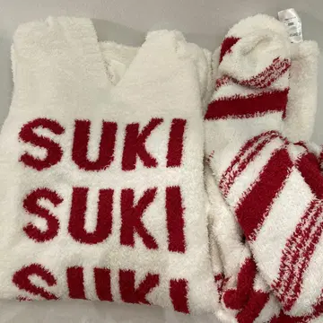 젤라또피케 suki water house