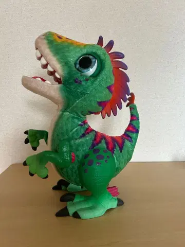 컬러풀 공룡 봉제 인형