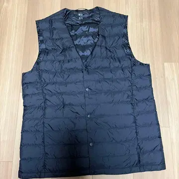 UNIQLO 울트라 라이트 다운 다운 베스트 L 사이즈