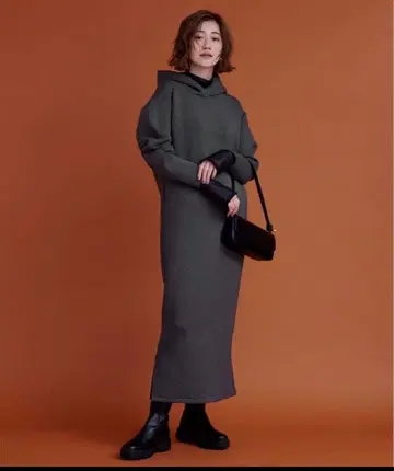 본딩 후디 원피스 유어즈