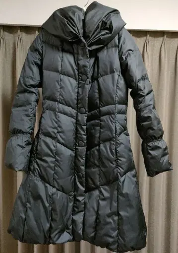 블랙 다운 자켓 사이즈 9