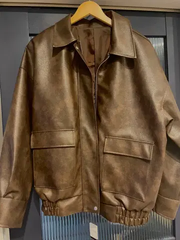 택 포함 새상품 브라운 합성 피혁 자켓 F 사이즈