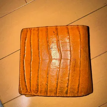 크로커다일풍 천연 가죽 접이식 지갑