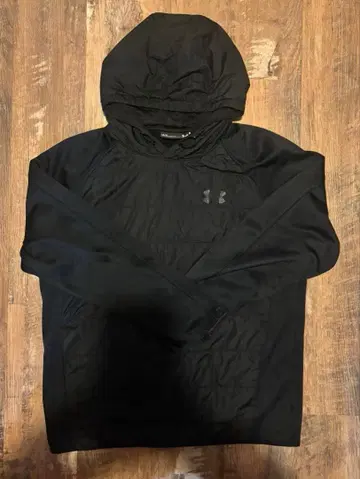 언더아머 블랙 후드티 L 사이즈