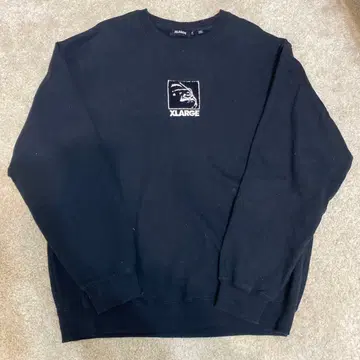 XLARGE 엑스라지 맨투맨 블랙