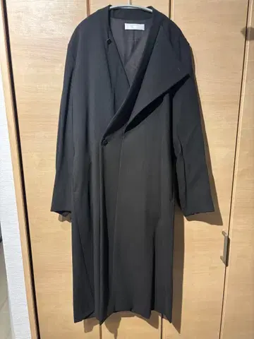 ETHOSENS 레이어 컬러 롱 코트