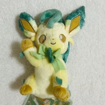 이브이 컬렉션 봉제 인형 리프 피아 포켓몬 센터