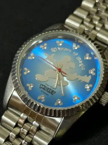 80주년 미키마우스 쿼츠