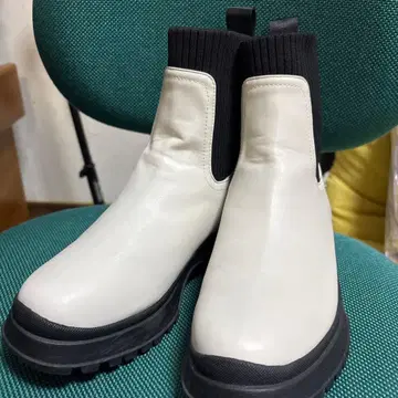 MARECHAL TERRE 화이트 사이드 고어 부츠 합성 피혁