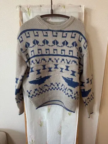 STU 동일 디자인 니트 스웨터