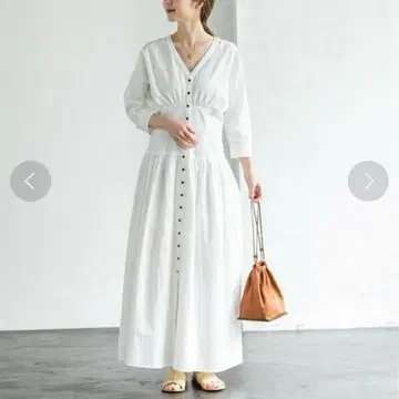 새상품급 NOBLE 노블 축구 스트라이프 원피스 코튼 2022