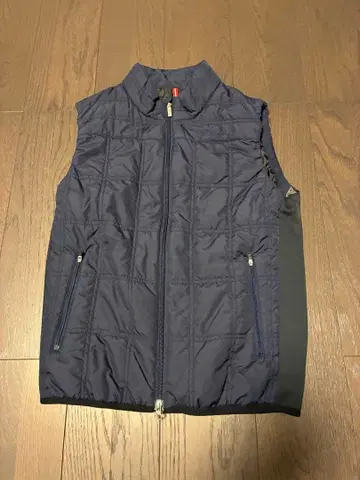 타이틀리스트 충전솜 베스트 네이비 L 사이즈