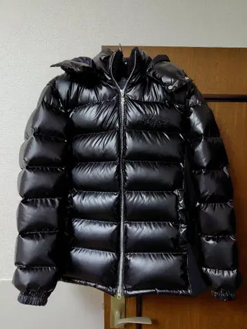 댄스 위드 드래곤 다운 자켓