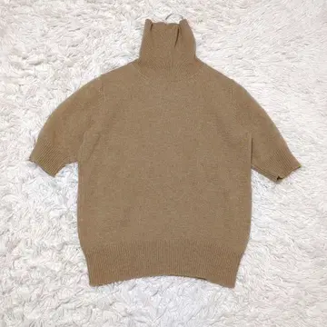 마가렛호웰 카멜 울 하이넥 니트 반팔