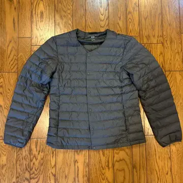 UNIQLO 유니클로 이너 다운 울트라 라이트 V넥 그레이 M