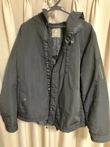 nano UNIVERSE 블랙 자켓