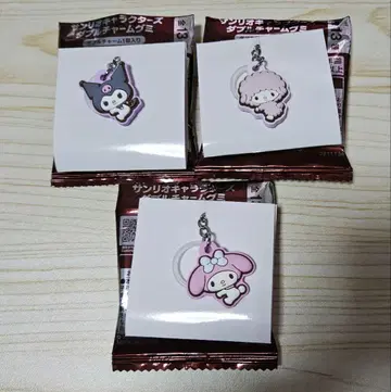 산리오 캐릭터즈 더블 참 구미